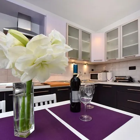 Gilda Apartment