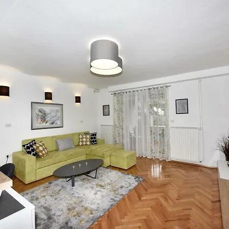 Gilda Apartment